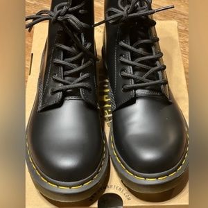 Doc martens size 6 black